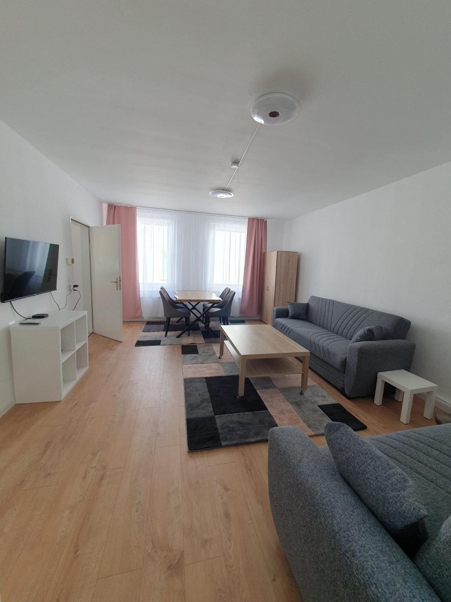Charmante Ferienwohnung Im Herzen Von Luebeck Екстериор снимка